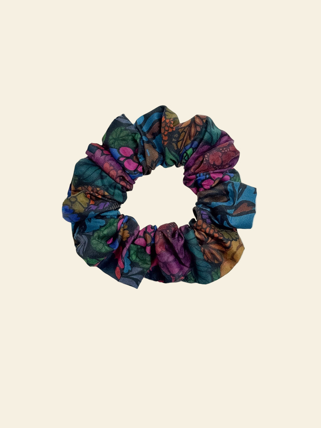 Multicolored floral scrunchie by Kikiwi